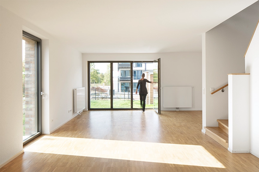 Wohnraum mit Blick auf die Terrasse Projekt Kronshoop